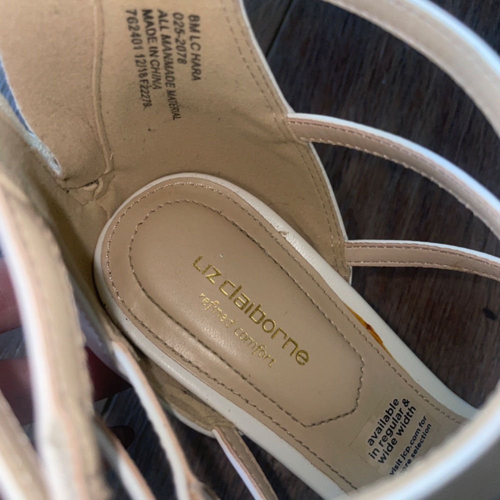 Heels - Picture 2 of 2